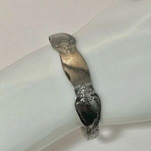 William Rogers Oneida silver tone spoon cuff bracelet